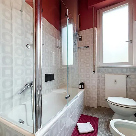 アパート Caniana Urban